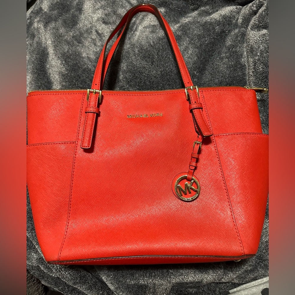 Michael kors tote